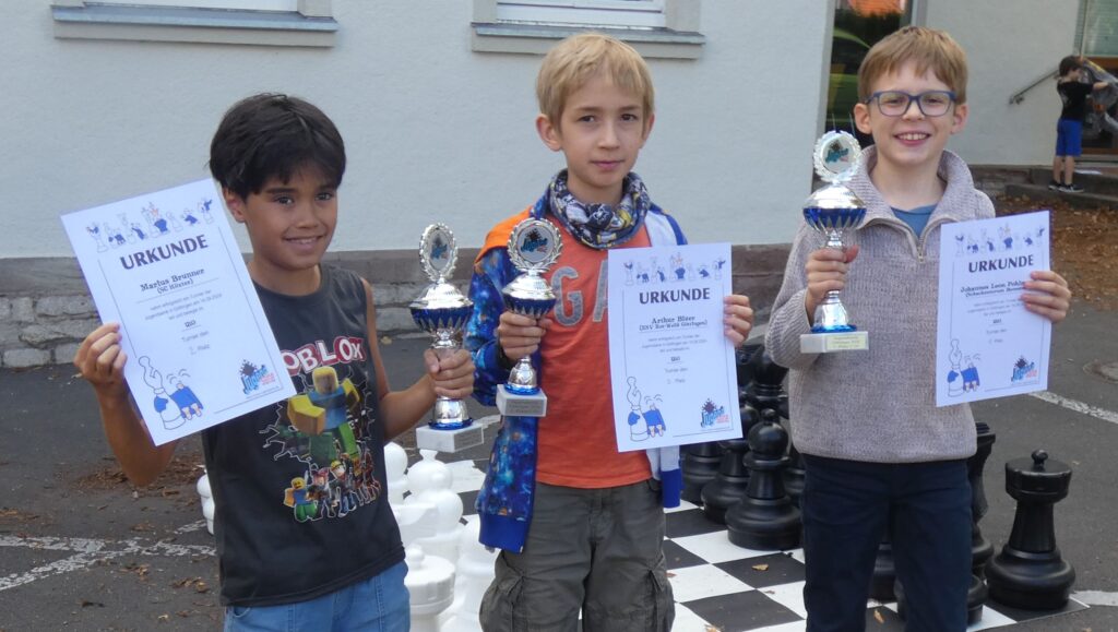 Jugendserie Göttingen 2024, Sieger U10 v. l.: Marius Brunner, Arthur Bizer, Johannes Leon Pohlmann