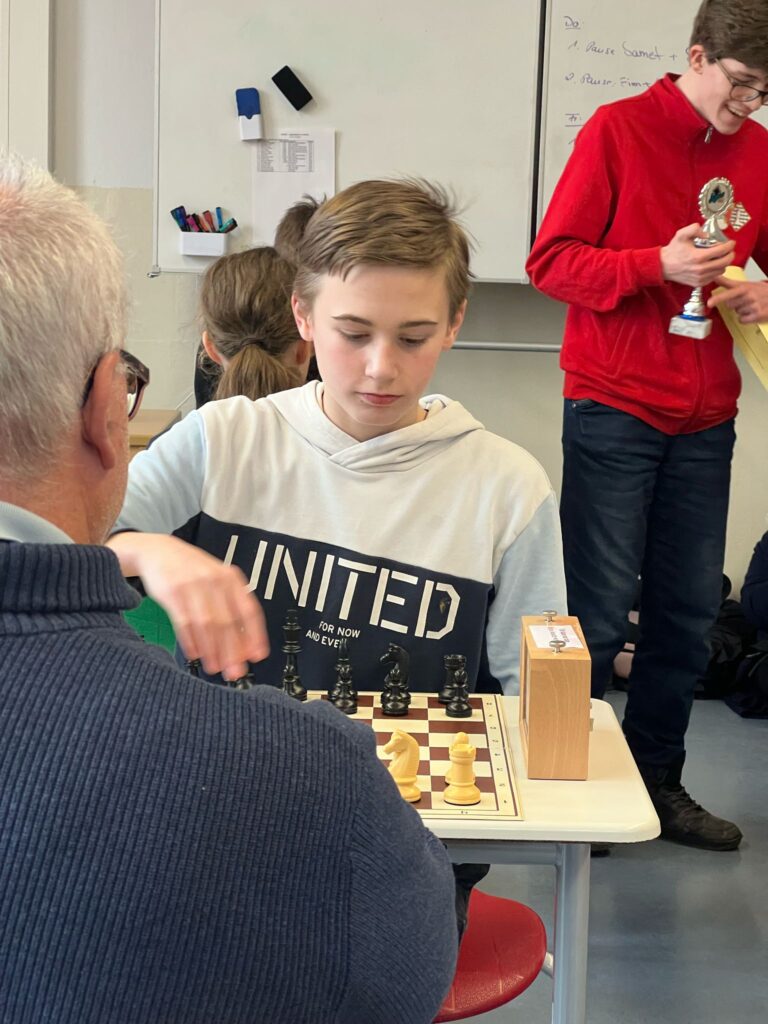 ESV Jugend fährt zur Jugendserie nach Goslar - drei Pokale für den ESV! 14