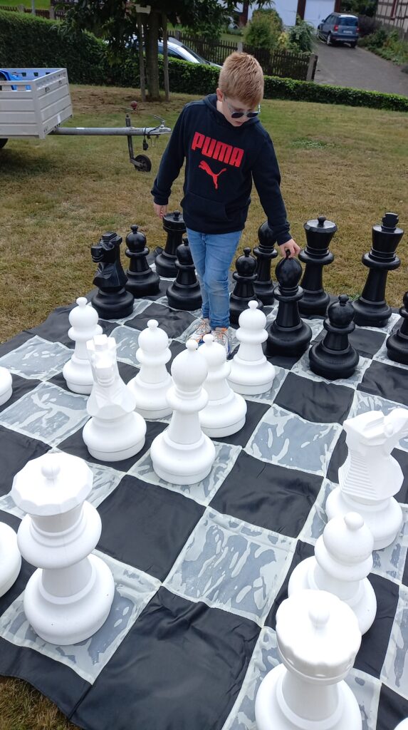 Schach auf dem Bauernmarkt in Ahlshausen und beim Tag des Denkmals 1